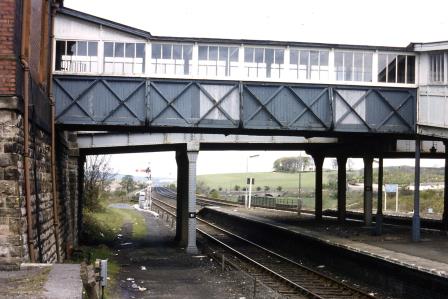 Walkway over Platform 1